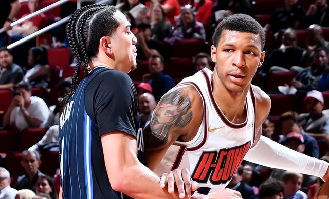 预测挑战-Doinb迎来十赛季出色发挥，中国队观众热烈欢呼！-预测挑战