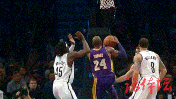 九游娱乐-莱万多夫斯基意外战胜湖人,比赛规则变更引爆全场!-九游娱乐